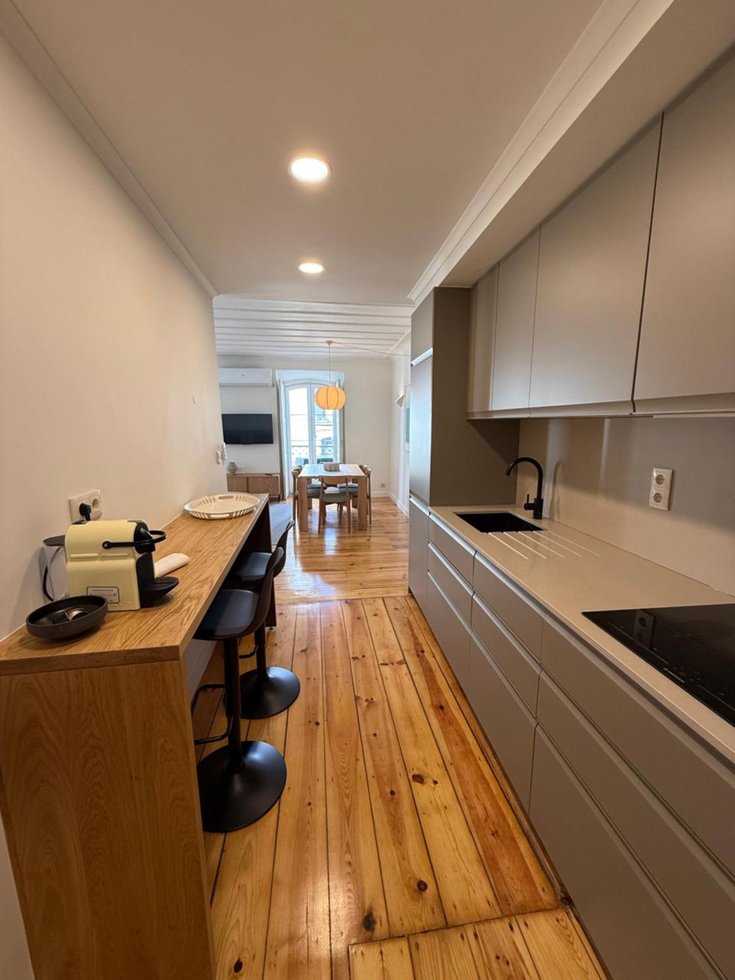 ליסבון C1 Remodeld Beautiful Charming 2Br Apartment - Bairro Alto מראה חיצוני תמונה